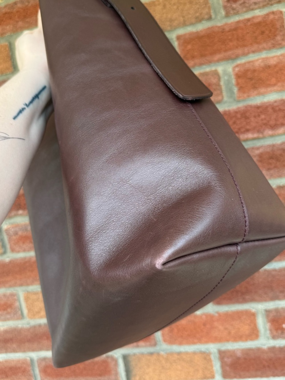 MADEWELL Essential Bucket Tote - Picture 11 of 13
